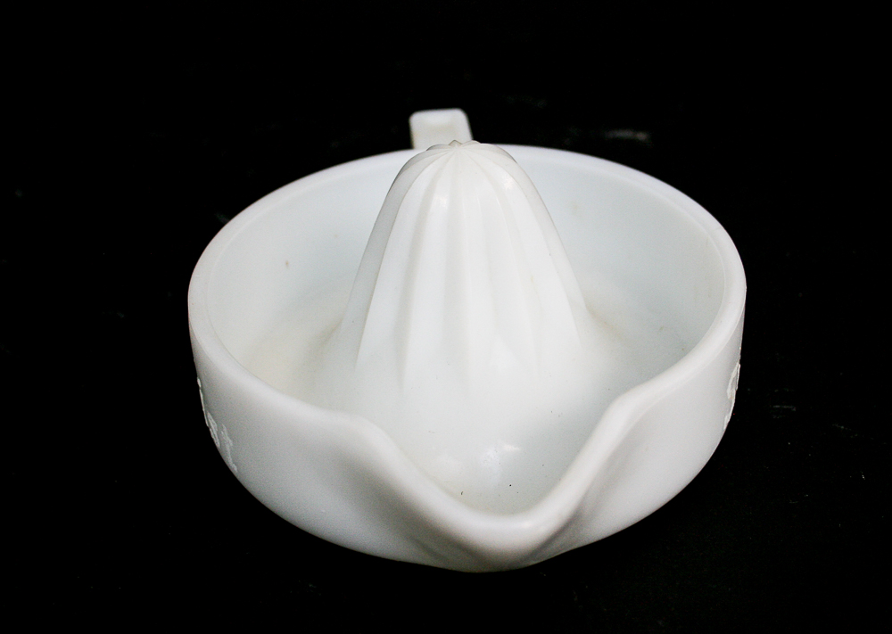Vintage Milk Glass Inlcuding Fire King and Glasbake