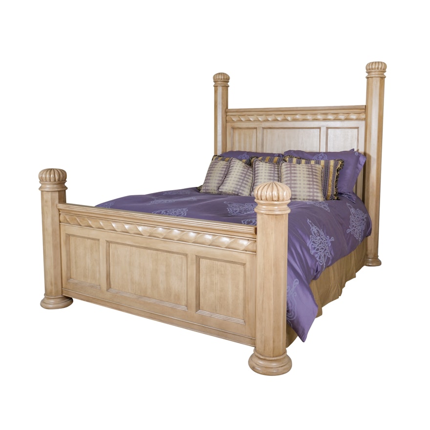 Bernhardt Queen Size Paneled Bed