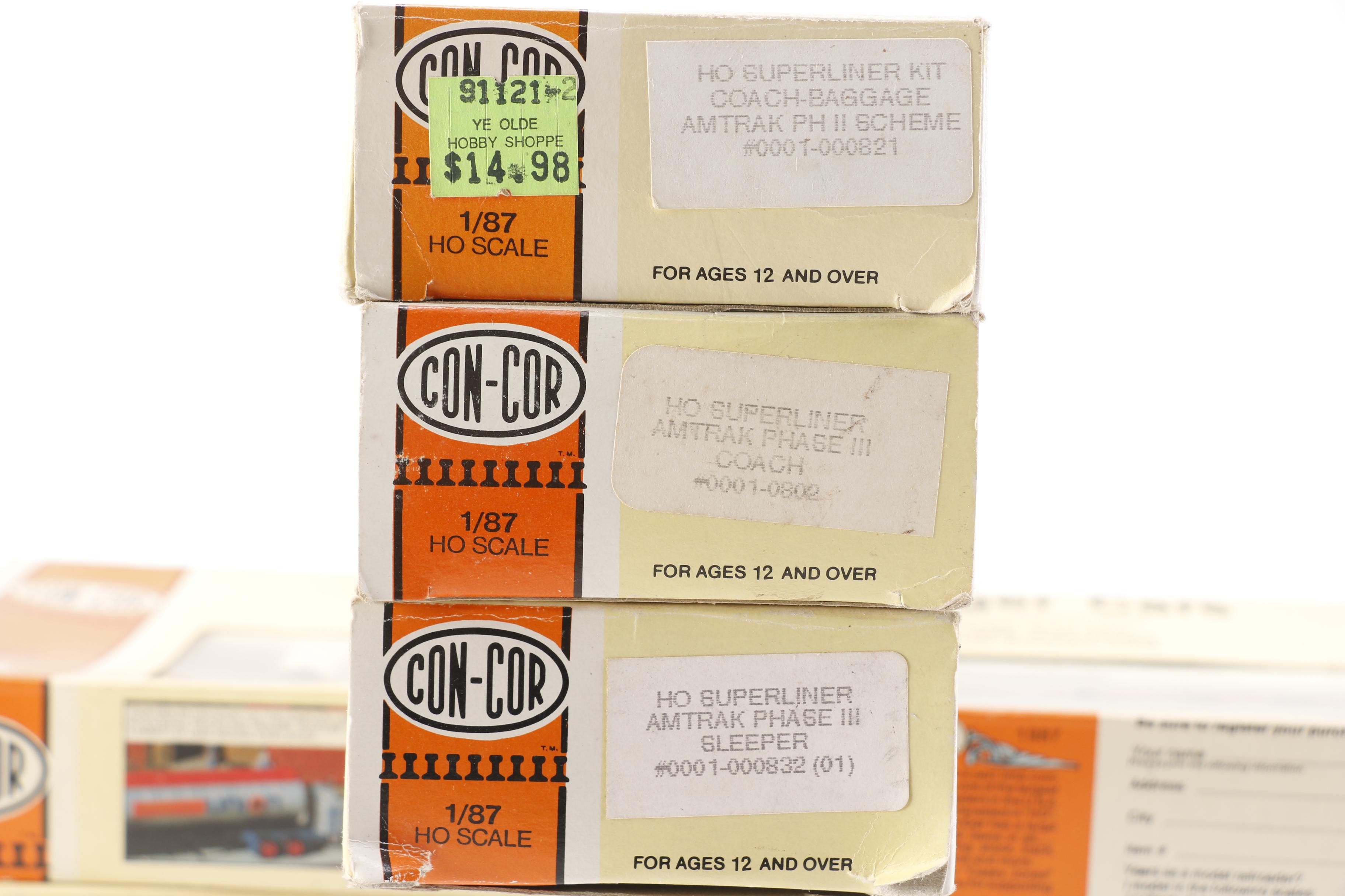 Vintage Con-Cor HO Scale Amtrak Superliner Passenger Cars