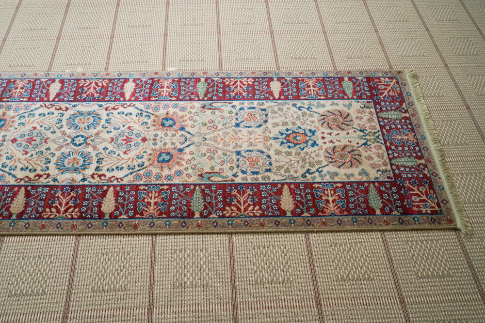 Machine Made Karastan "Persian Vase" Carpet Runner