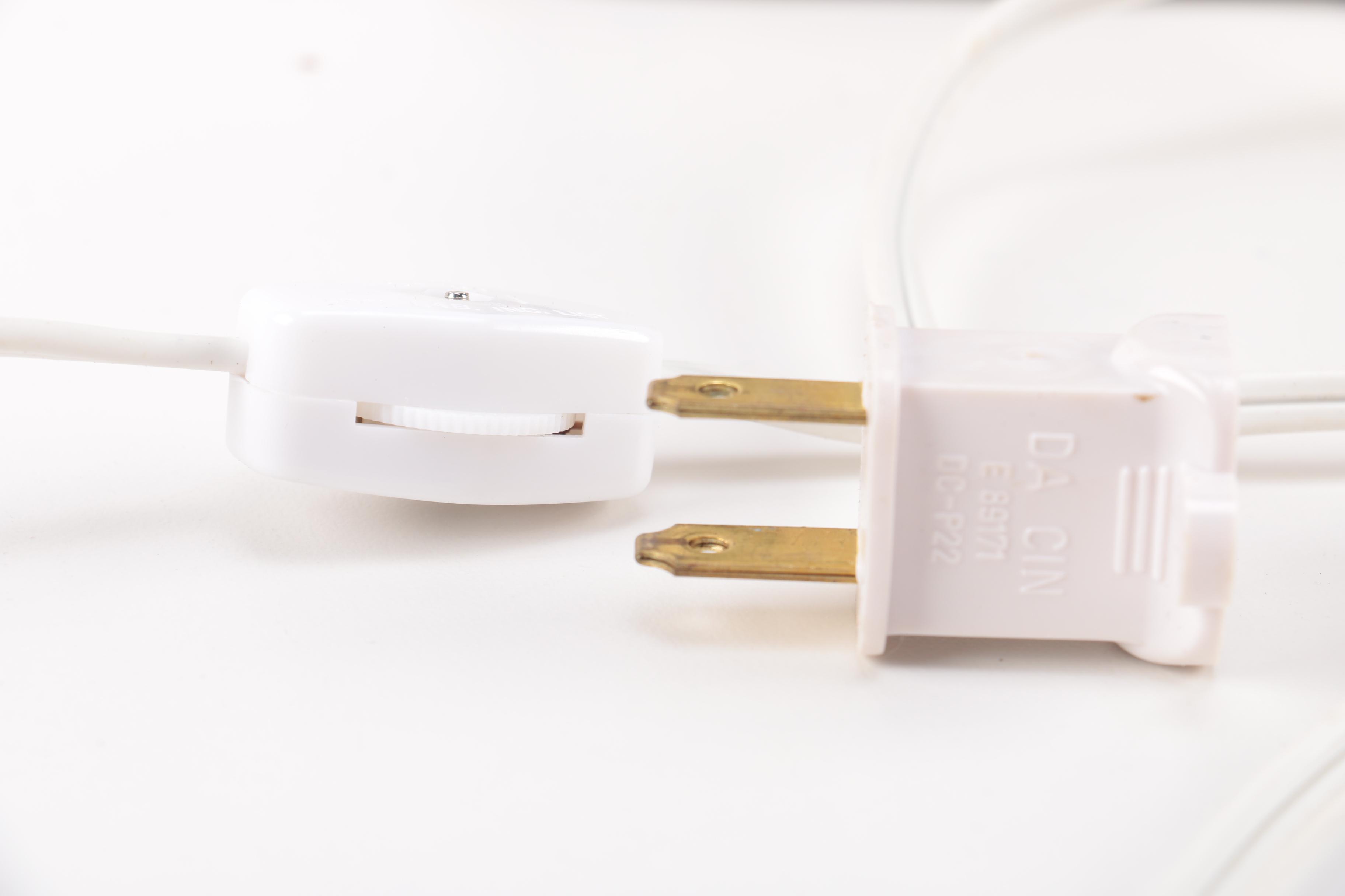 Colonial Village by Lefton