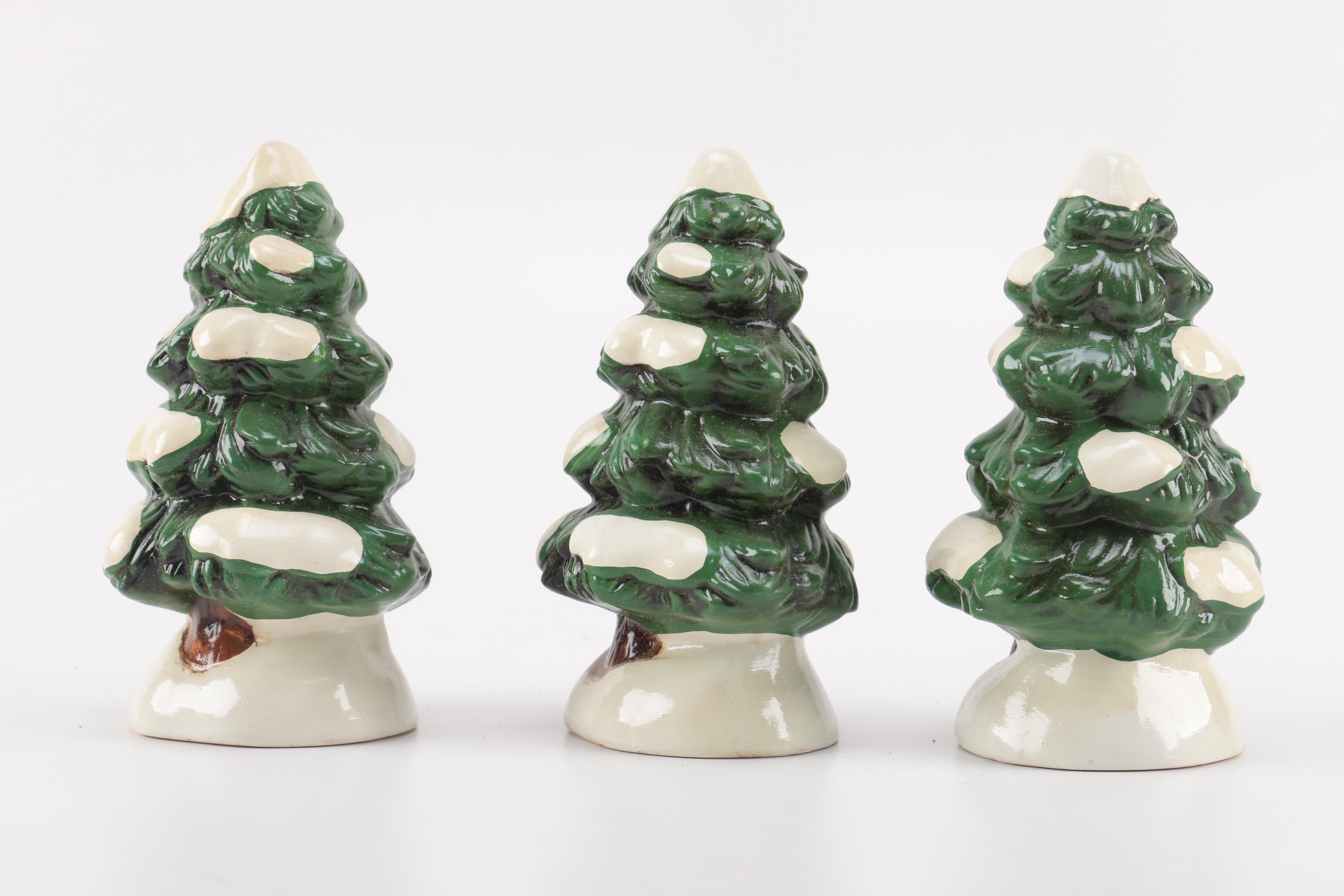 Colonial Village by Lefton