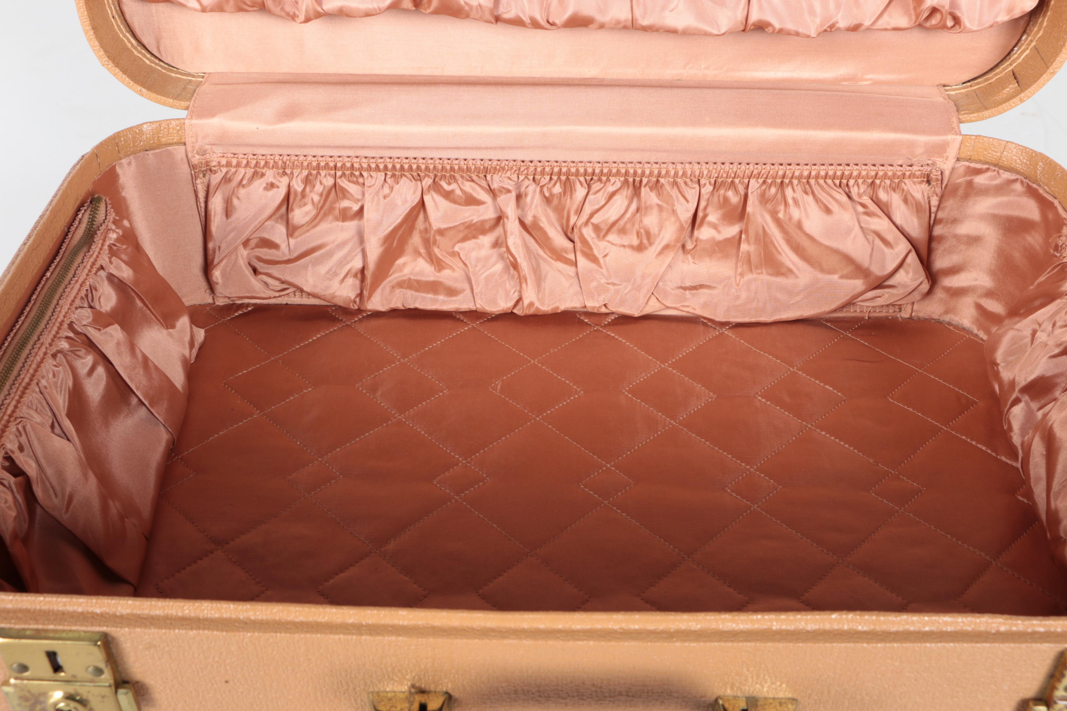 Vintage Samsonite and Baltimore Luggage Travel Cases