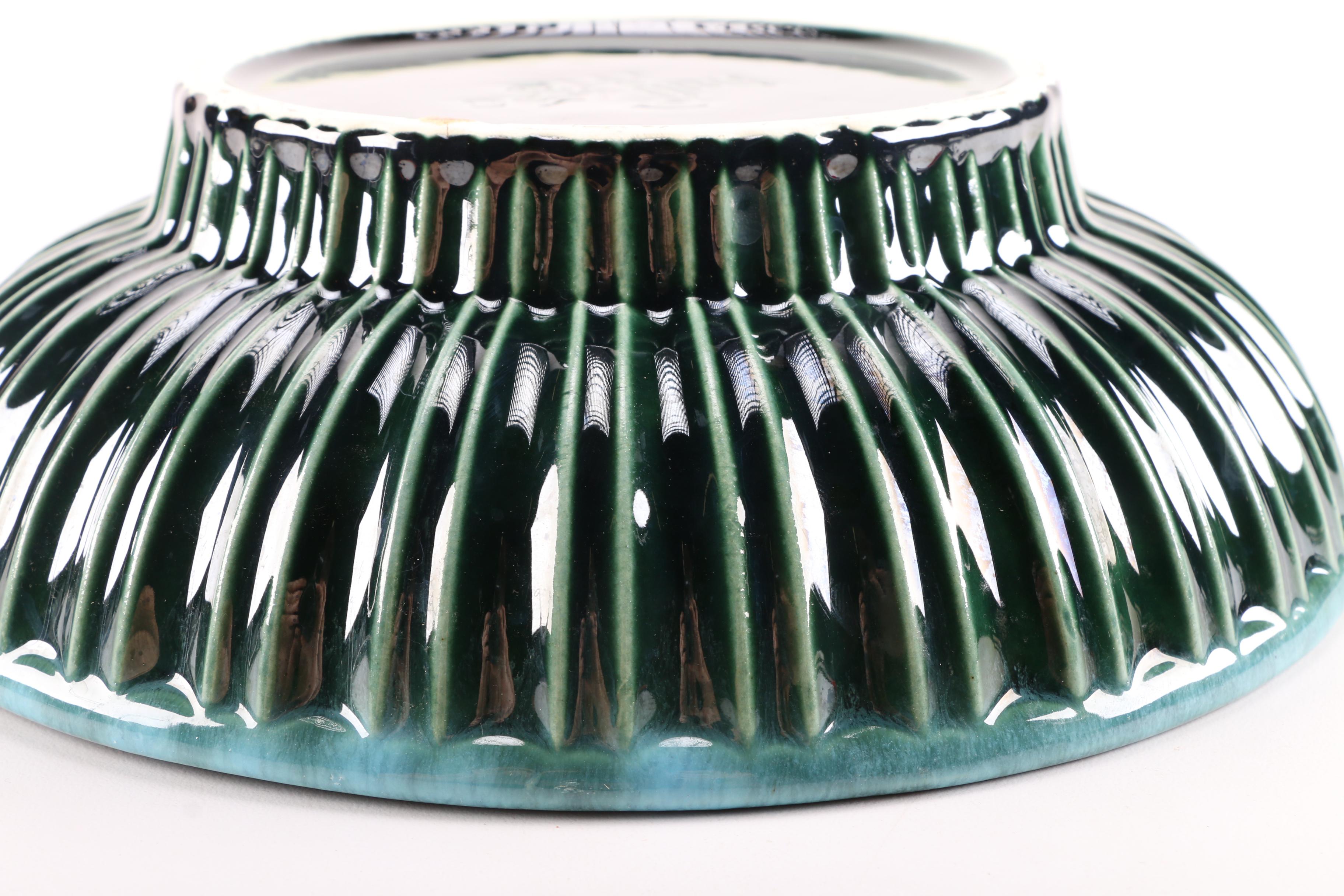 Hull Pottery Ceramic Serving Bowl