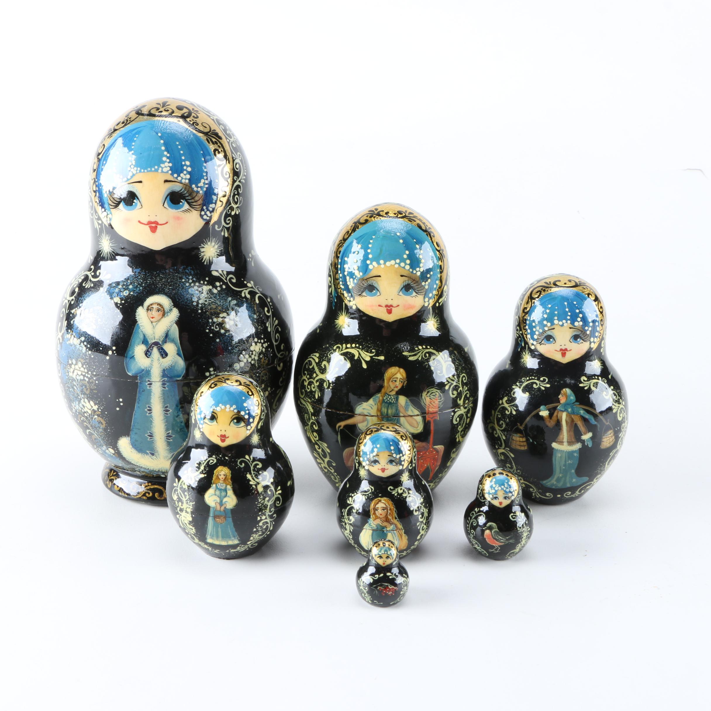 Matryoshka Nesting Dolls