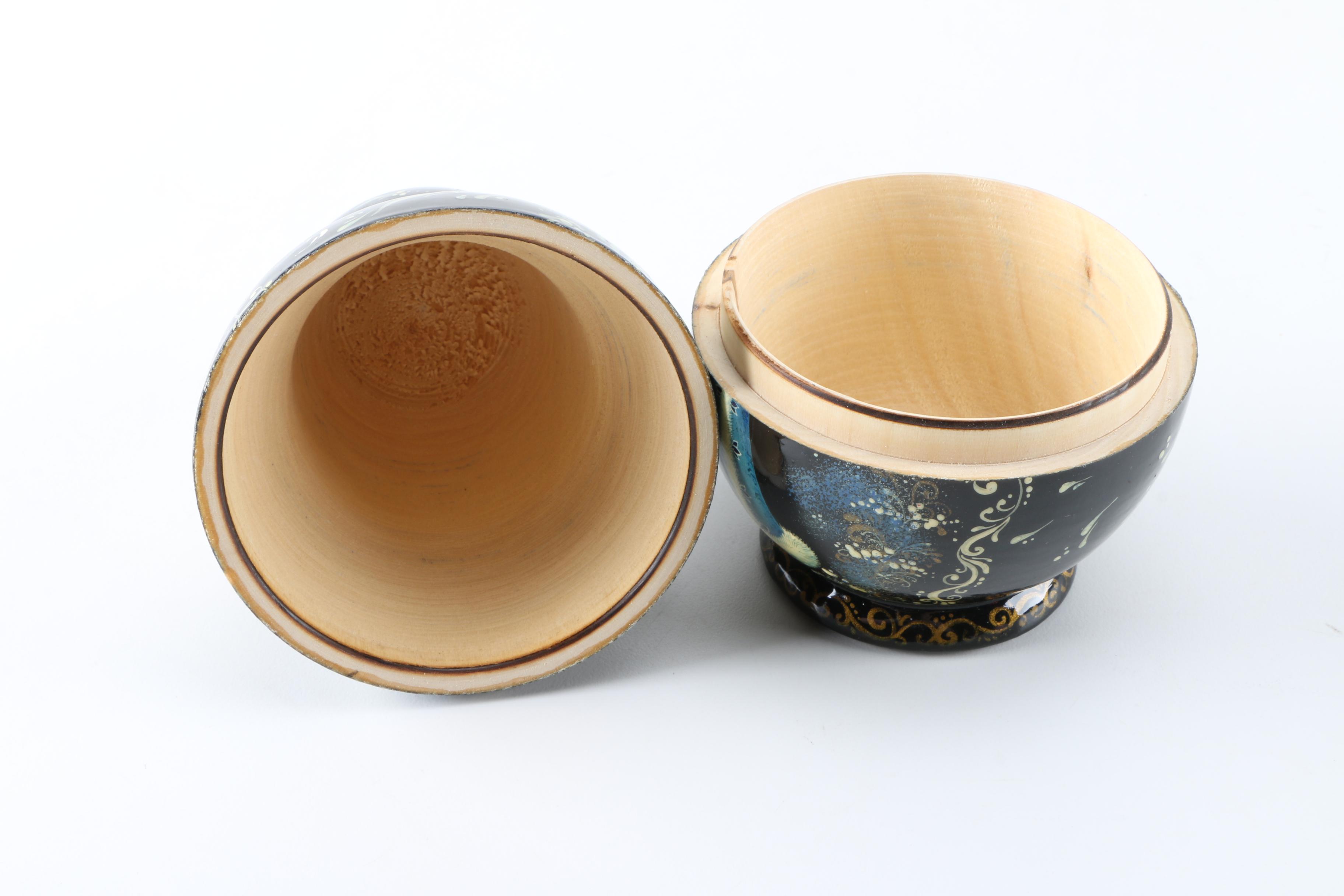 Matryoshka Nesting Dolls