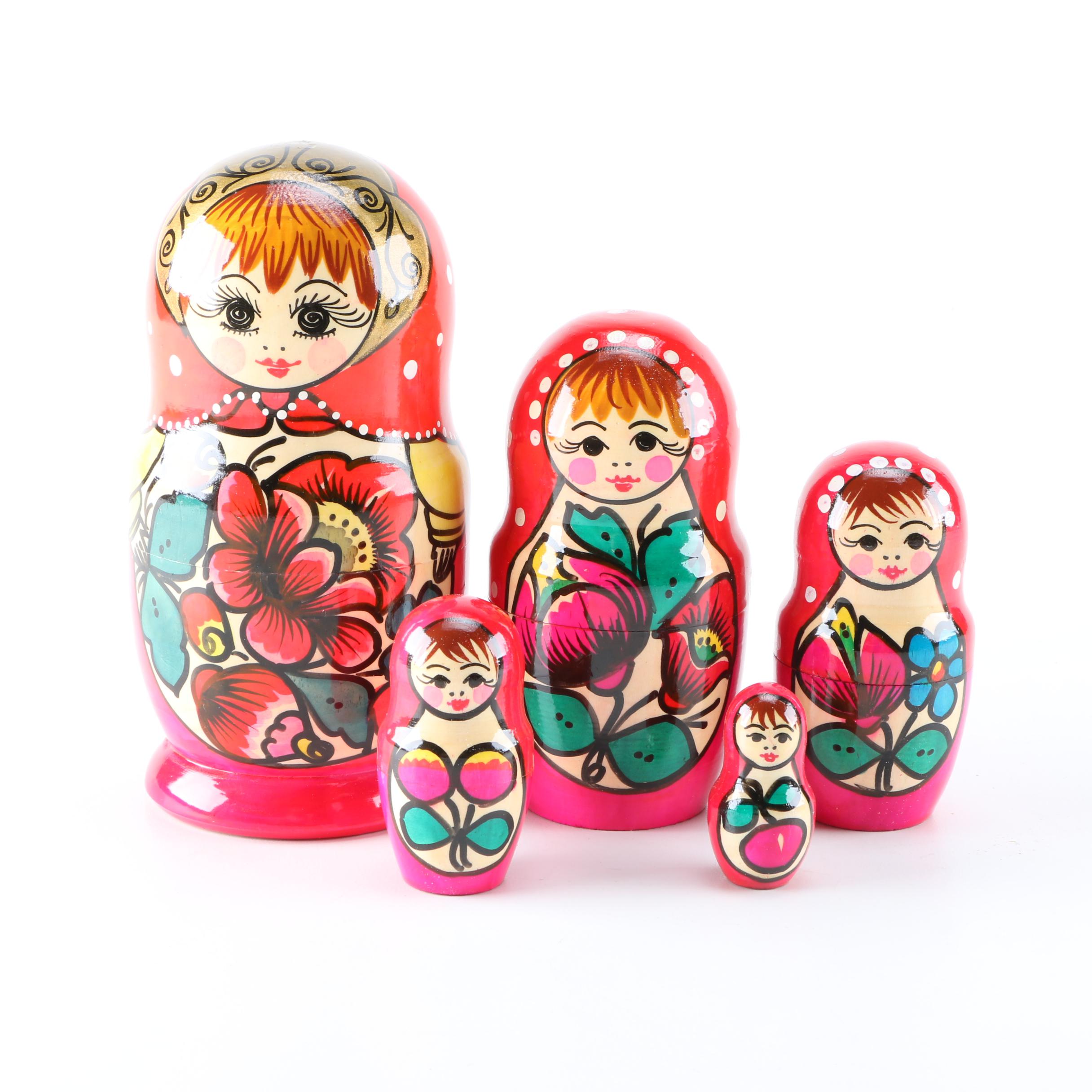 Matryoshka Nesting Dolls
