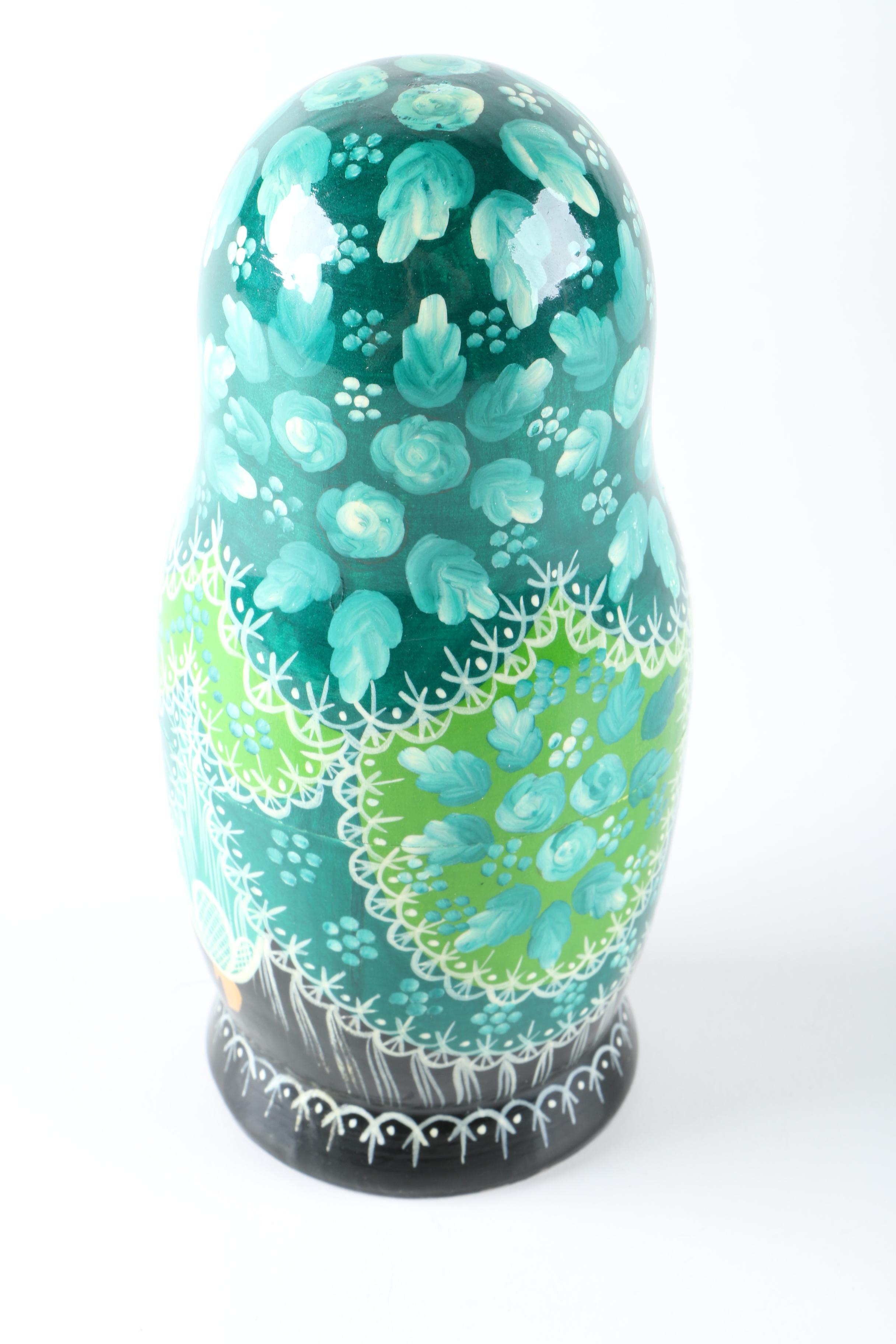 Matryoshka Nesting Dolls