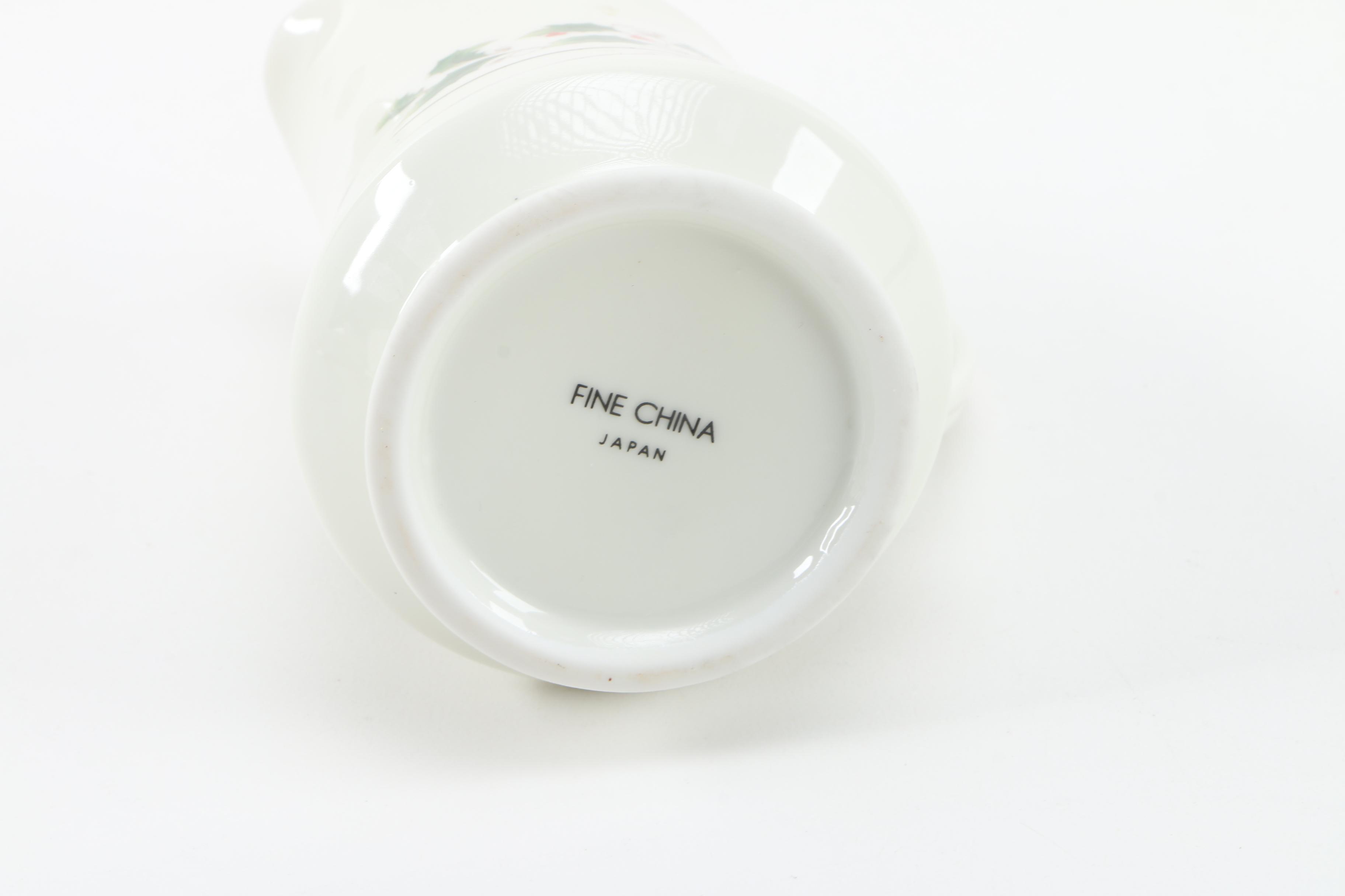 Earthenware Holly Berry Serving Assortment