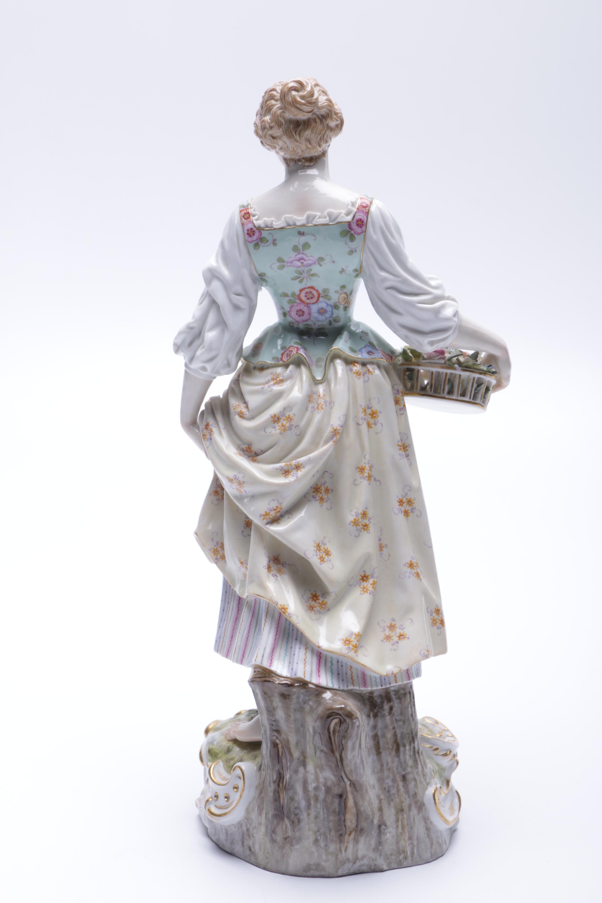 Reproduction Meissen Porcelain Female Sculpture