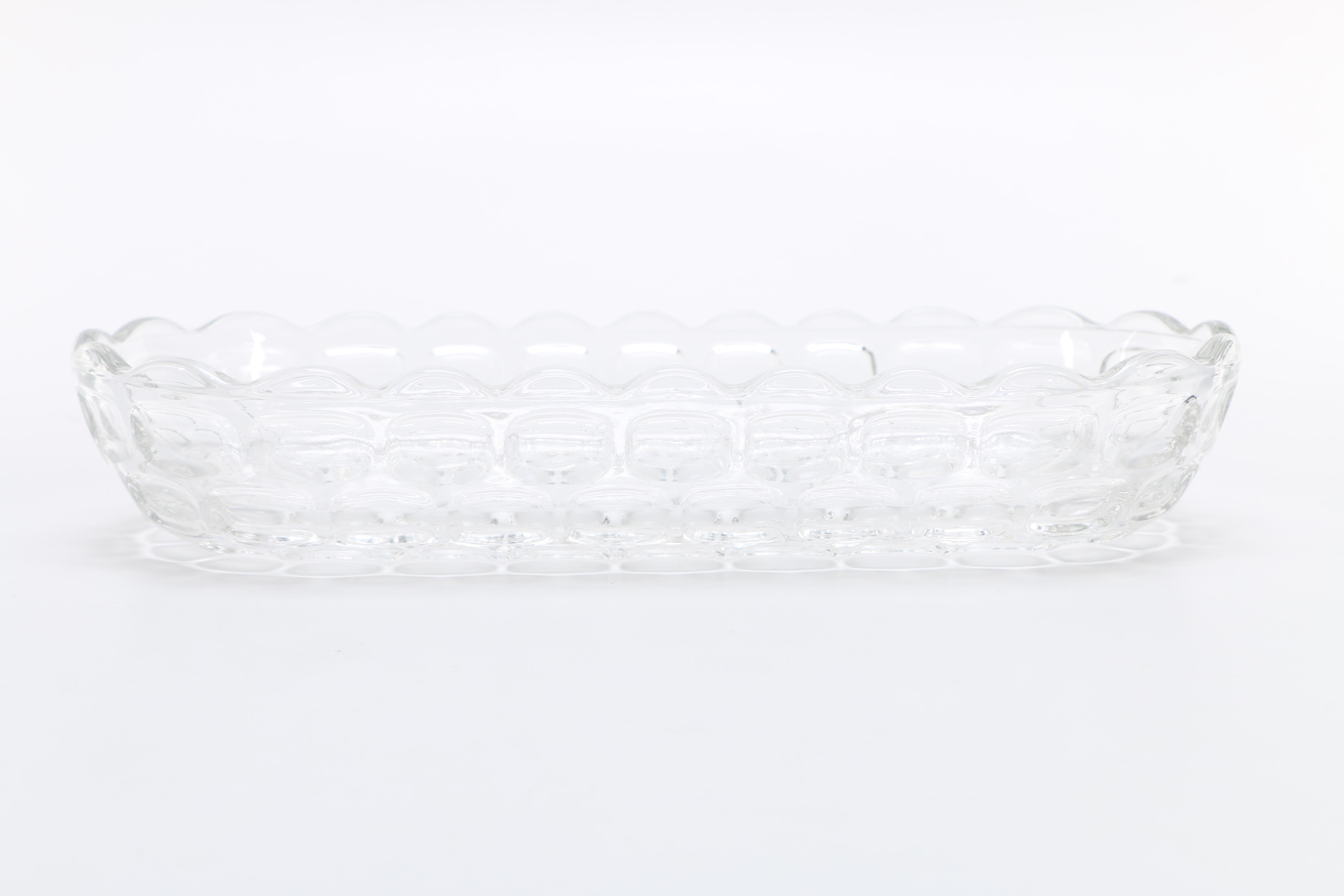 Elaborate Colorless Glass Tableware Assortment