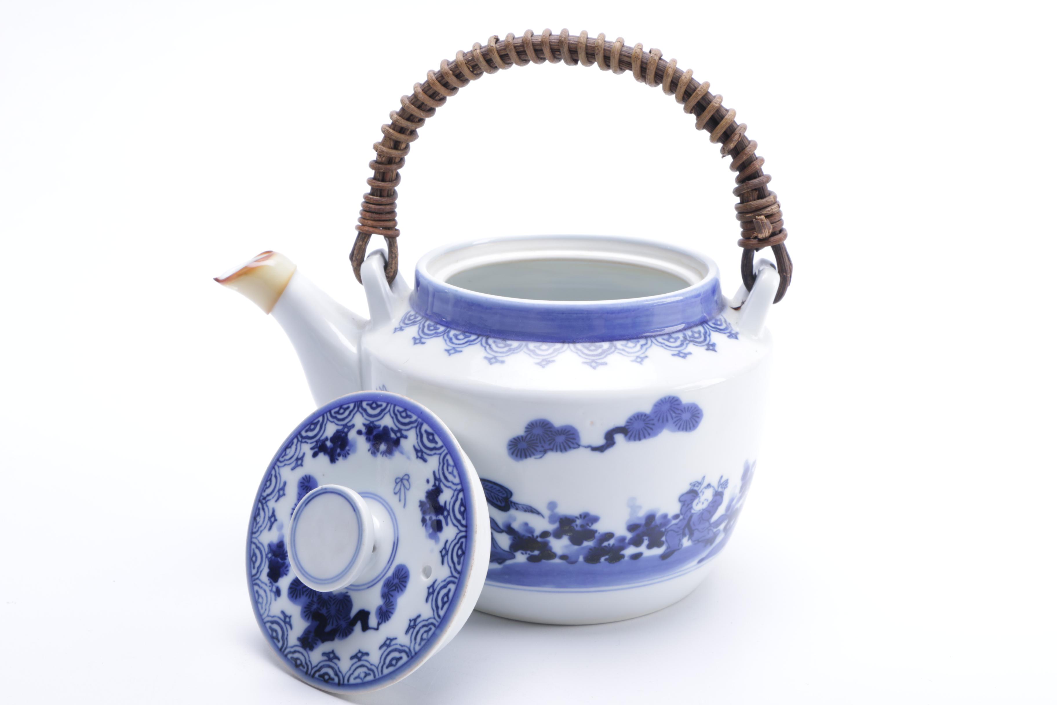 Vintage Porcelain Japanese Teapot and Cups