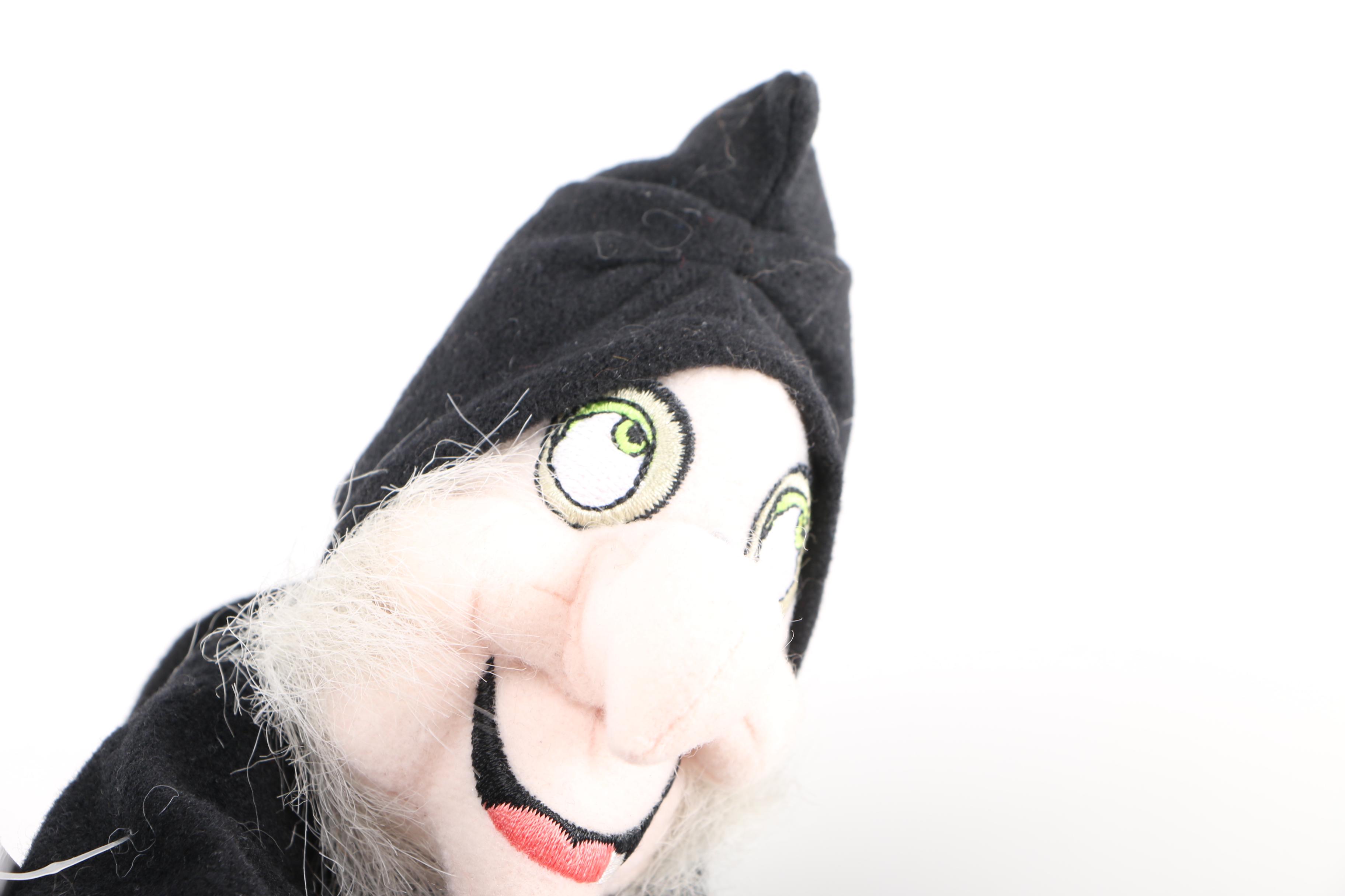 "Snow White and The Seven Dwarfs" Plush Toy Collection