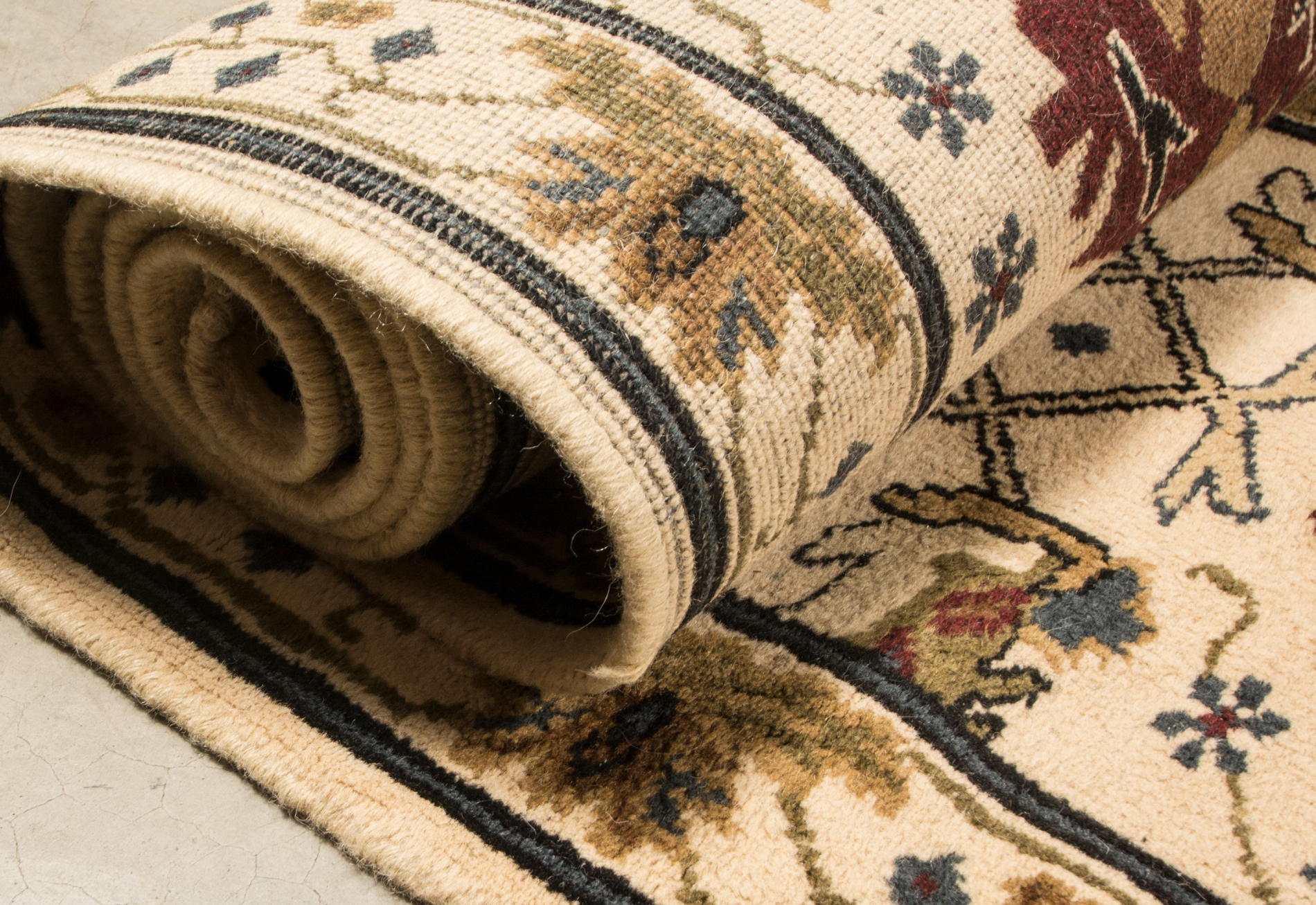 Power Loomed Indo-Persian Carpet Runner