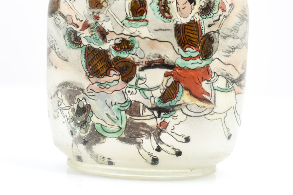 Hand Painted Chinese Glass Snuff Bottle