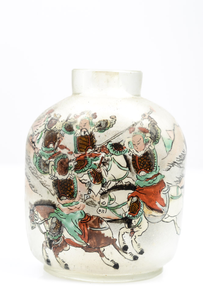 Hand Painted Chinese Glass Snuff Bottle