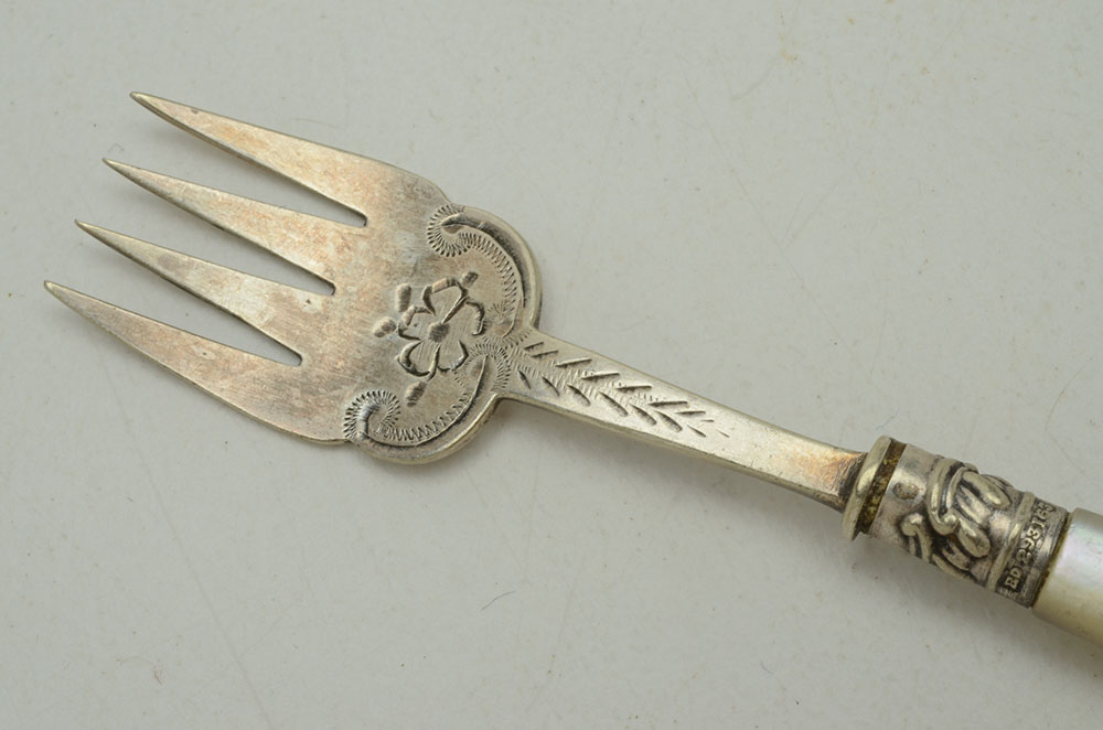 Late 19th Century Allen and Darwin Mother of Pearl Pickle Fork