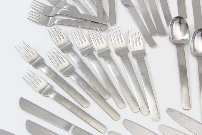 Retroneu "Scan" Stainless Steel Flatware Set