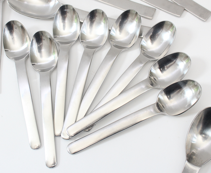 Retroneu "Scan" Stainless Steel Flatware Set