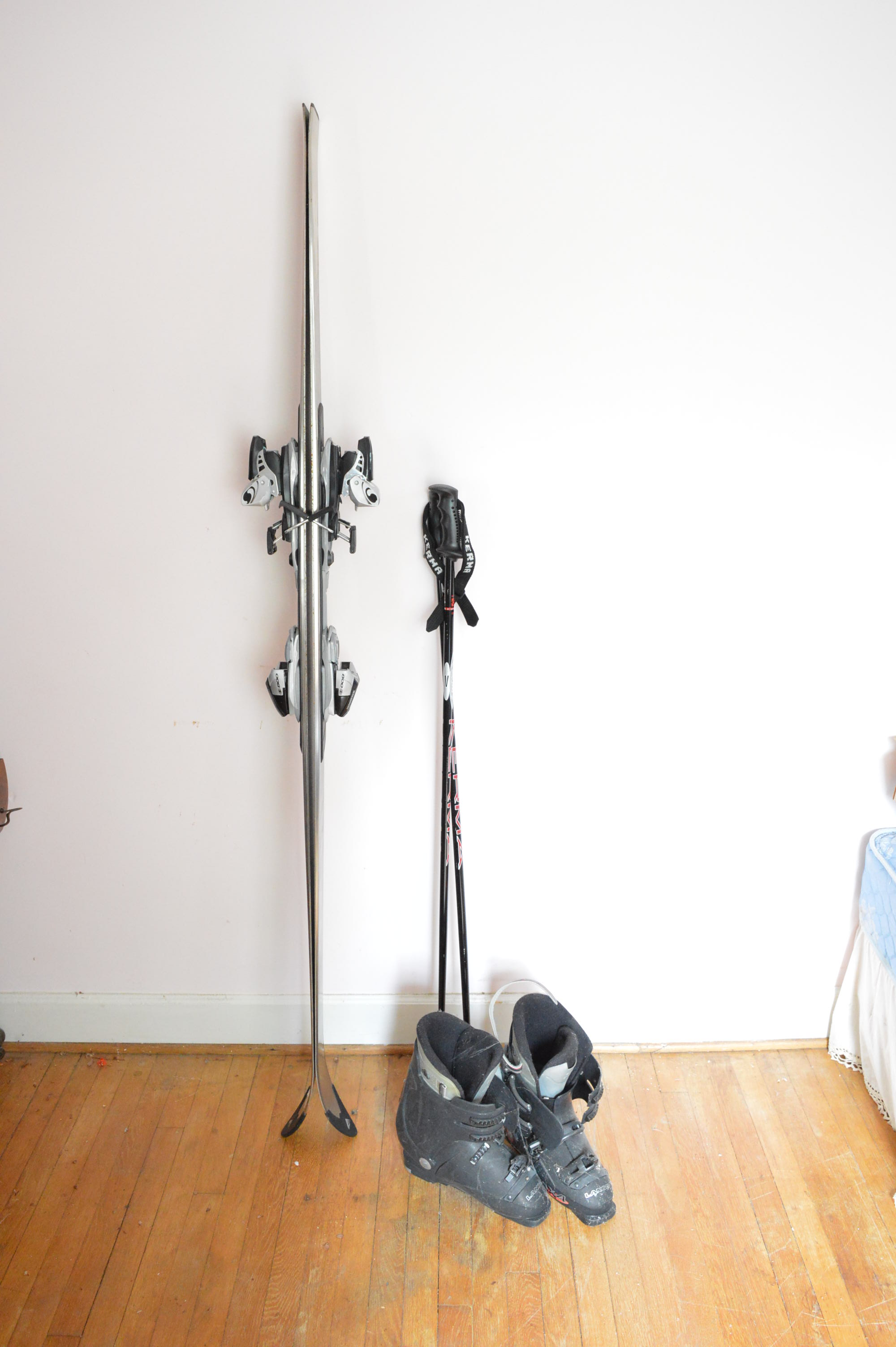 Volant Power Karve Skis and Max4 Boots