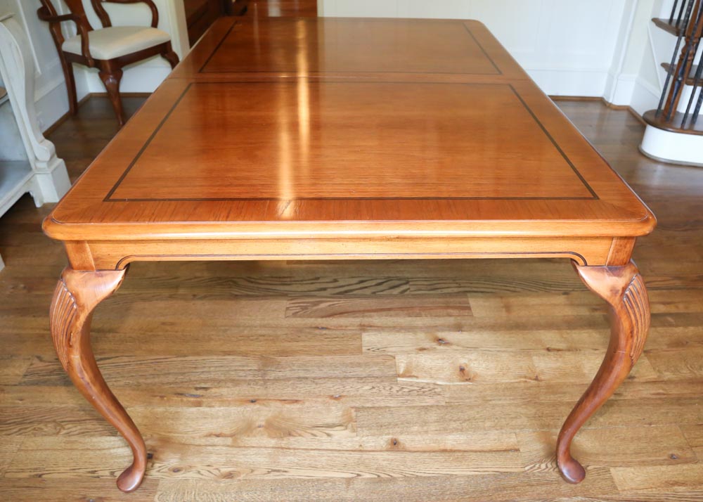 Queen Anne Style Dining Table