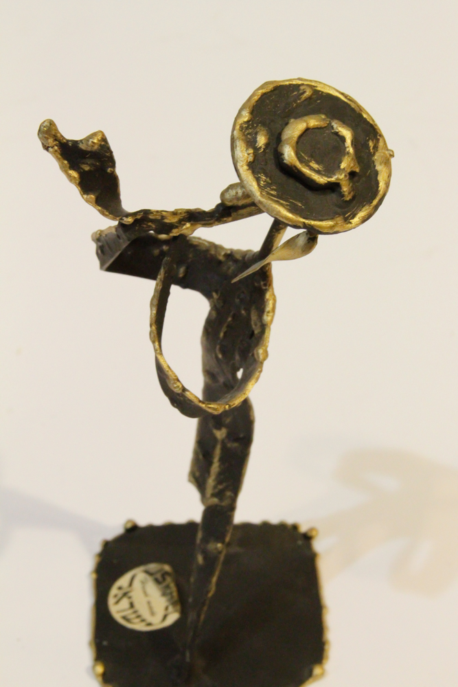 Handmade Home Décor and Figurines