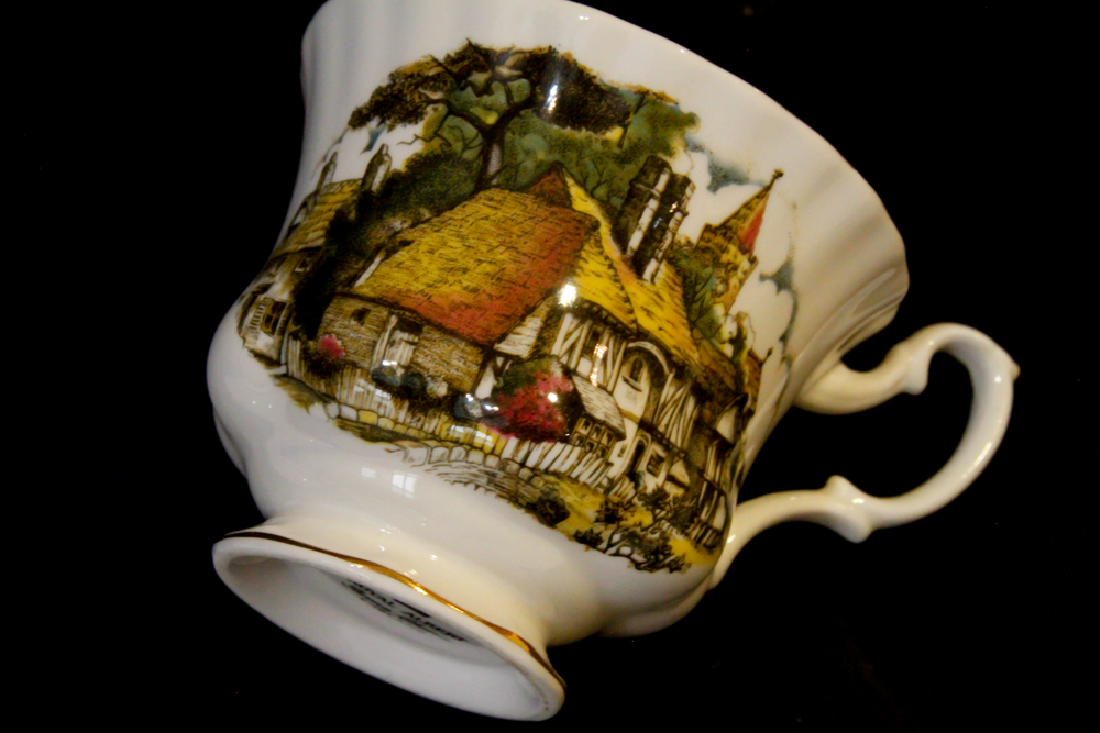 Vintage China Tea Cups and Saucers From China and England