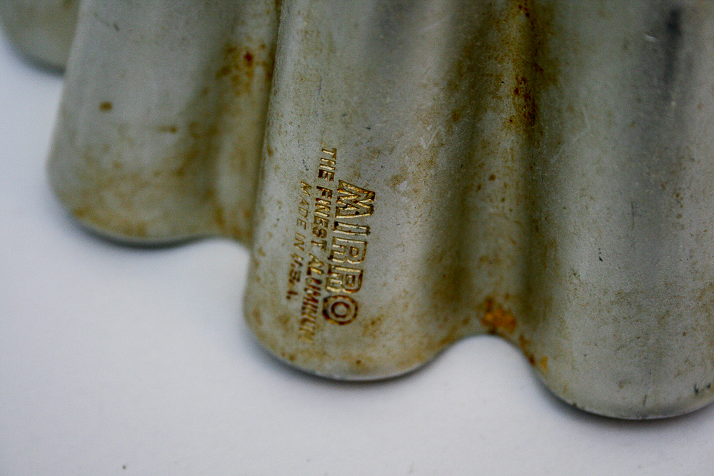 Assorted Kitchenalia