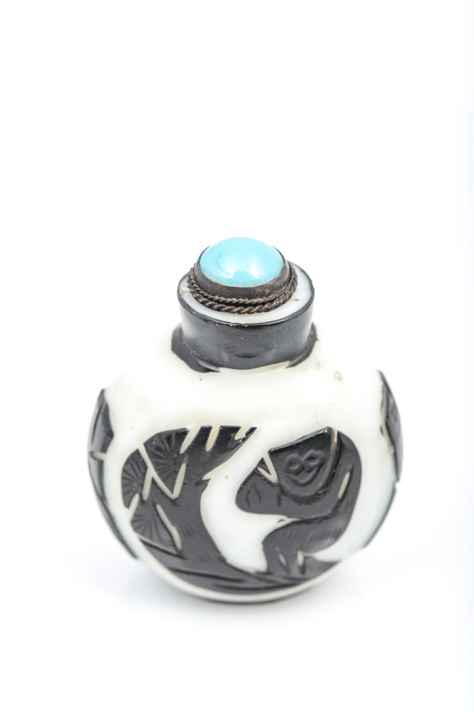 Antique Chinese Peking Glass Snuff Bottle