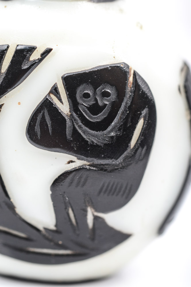 Antique Chinese Peking Glass Snuff Bottle