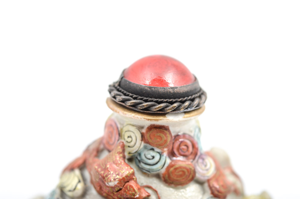 Antique Chinese Porcelain Snuff Bottle