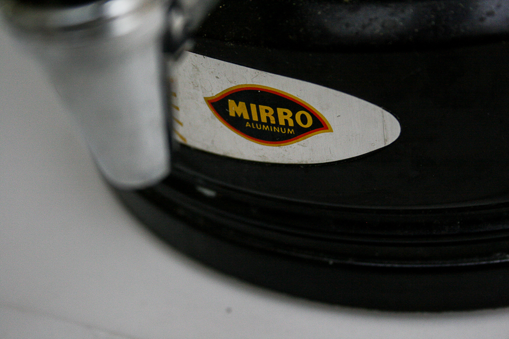 Assorted Kitchenalia