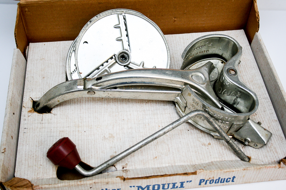 Assorted Kitchenalia