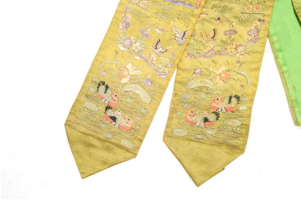 Chinese Late Qing Dynasty Silk Embroidered Belt