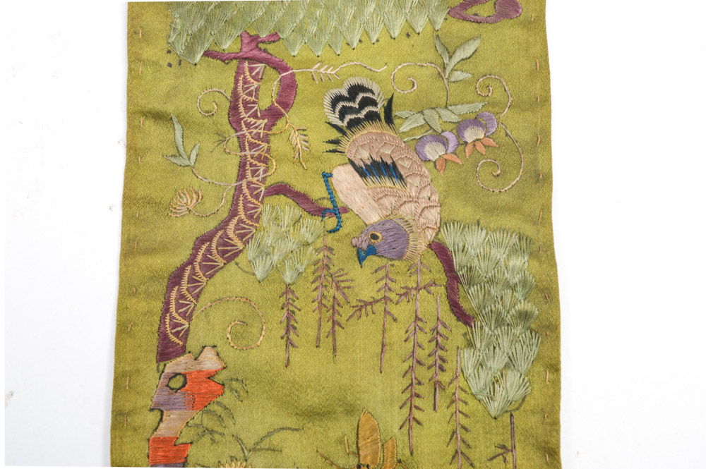 Chinese Late Qing Dynasty Silk Embroidered Belt