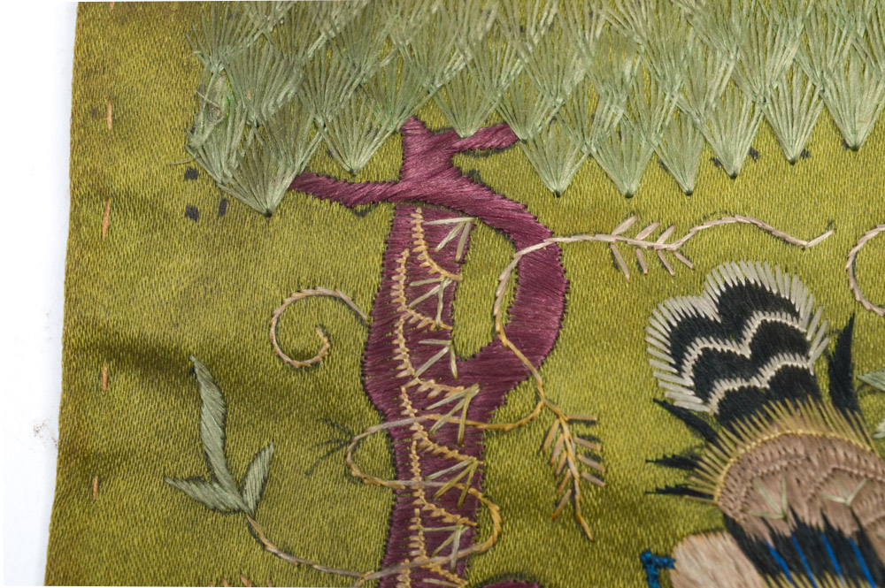 Chinese Late Qing Dynasty Silk Embroidered Belt