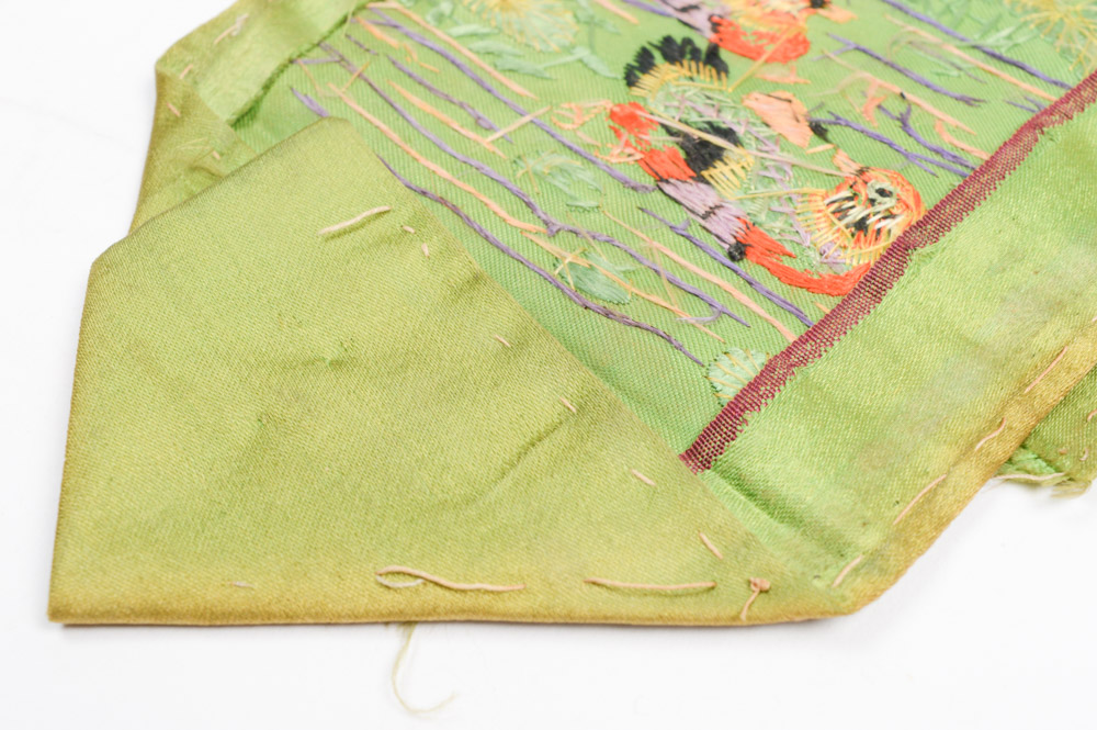 Chinese Late Qing Dynasty Silk Embroidered Belt