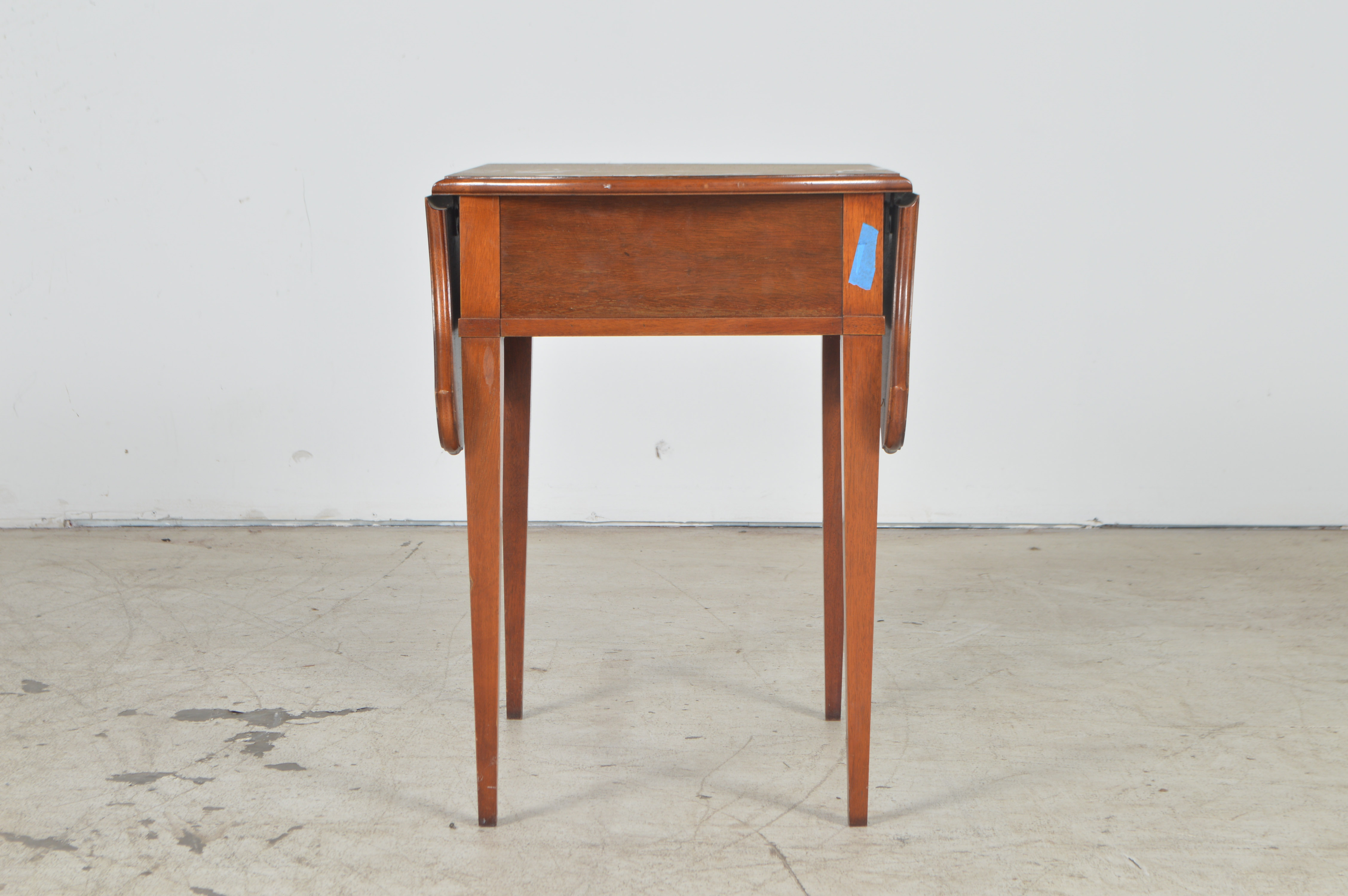 Thomasville Hepplewhite-Style Side Table