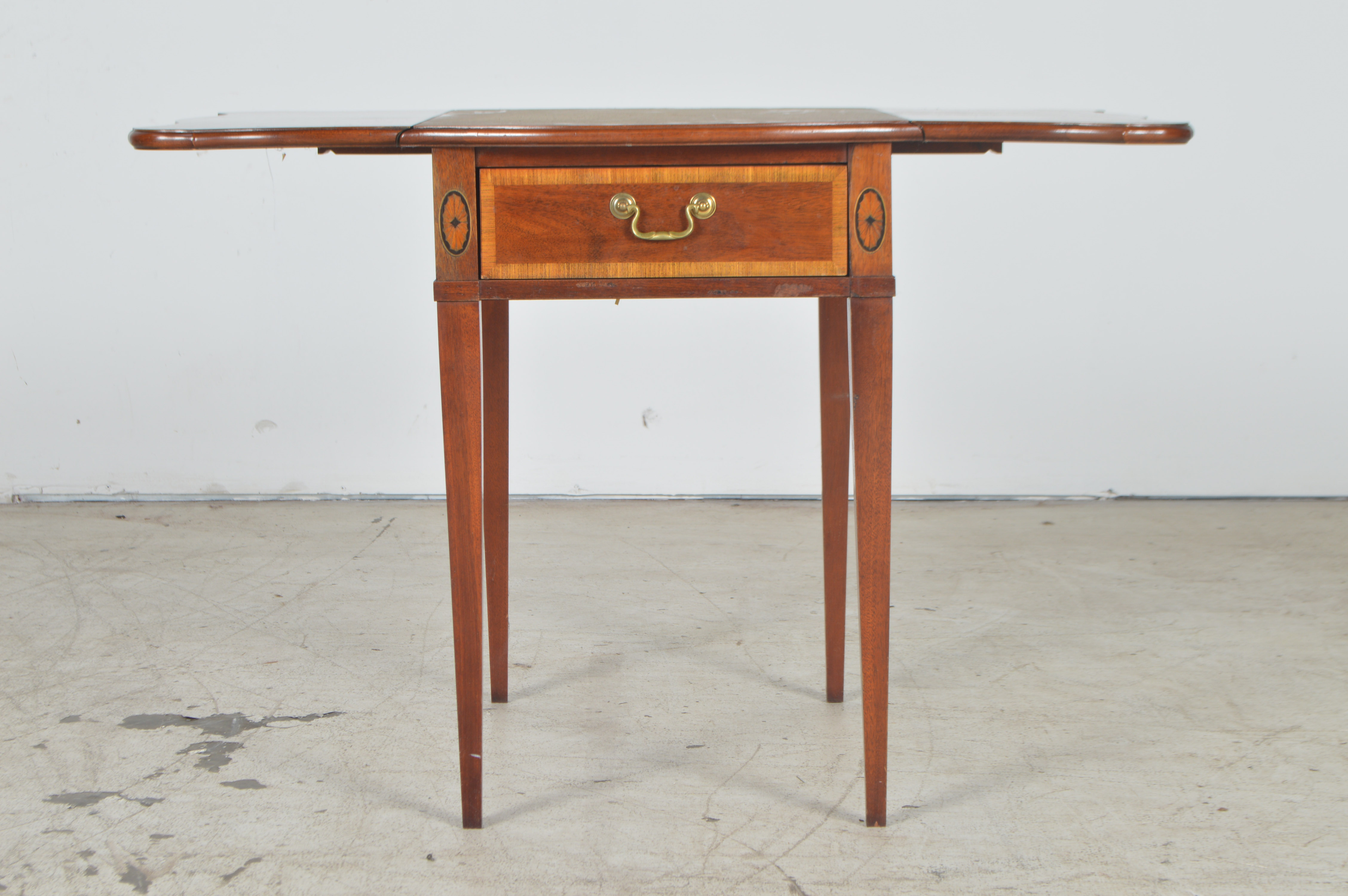 Thomasville Hepplewhite-Style Side Table