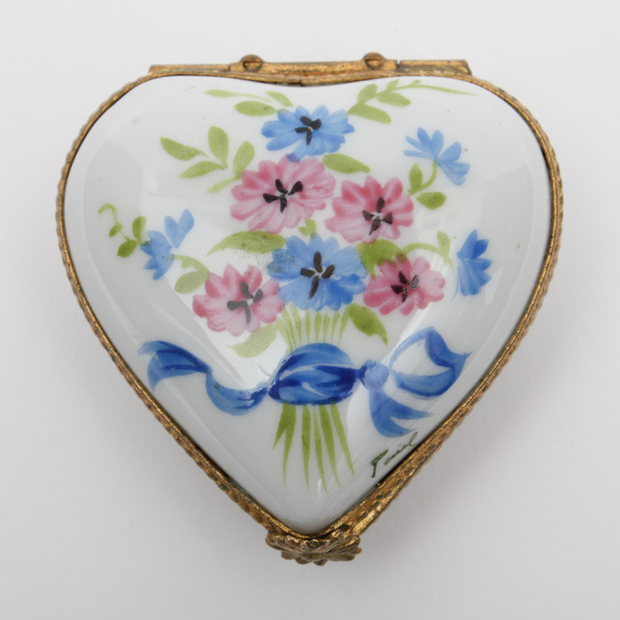 Pair of Sara Paloma Vases