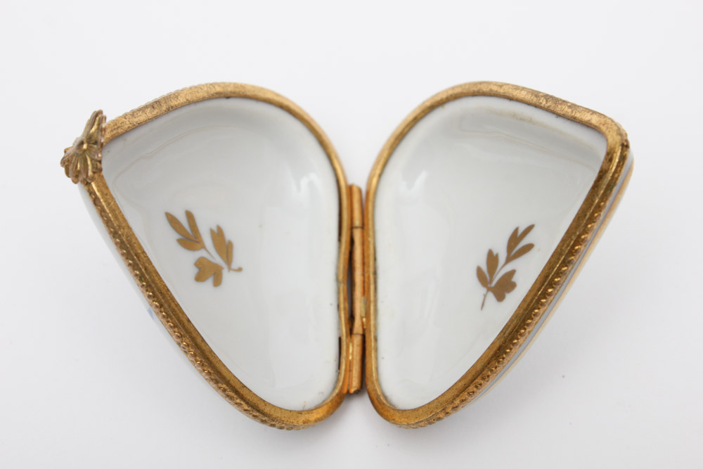 Pair of Sara Paloma Vases