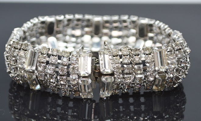 Vintage Silver Tone Rhinestone Bracelet