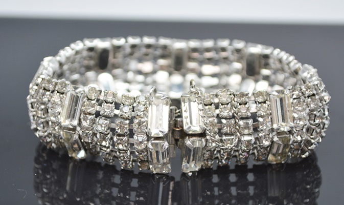 Vintage Silver Tone Rhinestone Bracelet