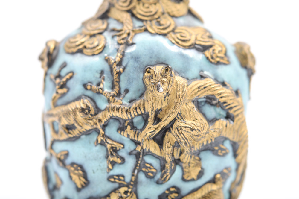 Antique Chinese Porcelain Snuff Bottle