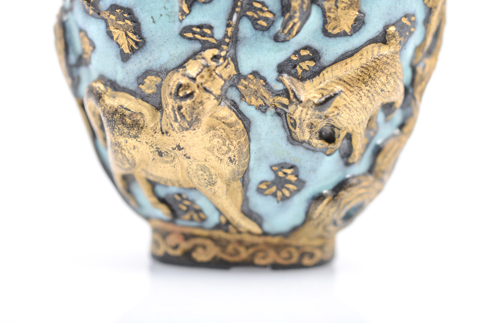 Antique Chinese Porcelain Snuff Bottle