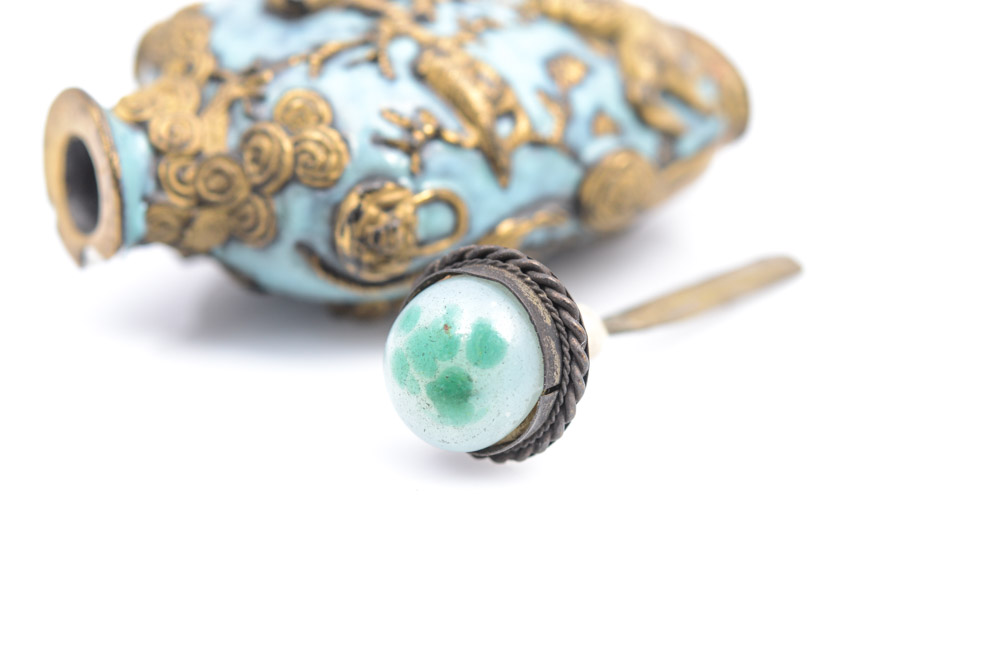 Antique Chinese Porcelain Snuff Bottle