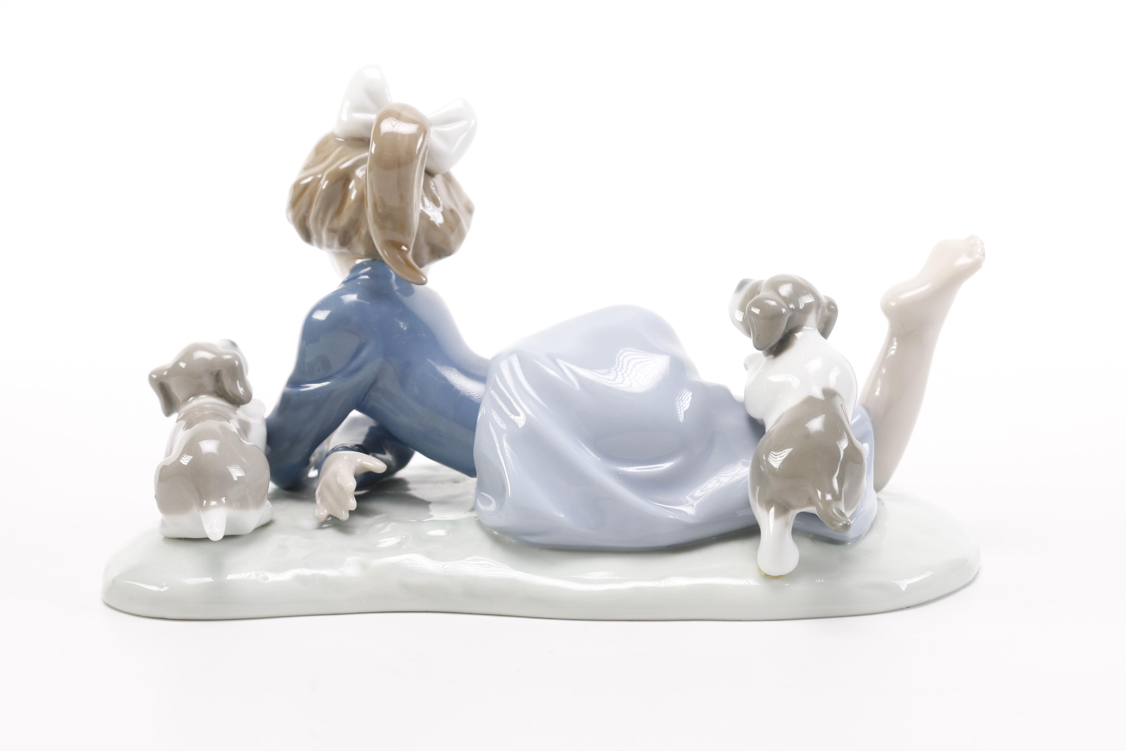 Lladro "Playful Romp" Figurine