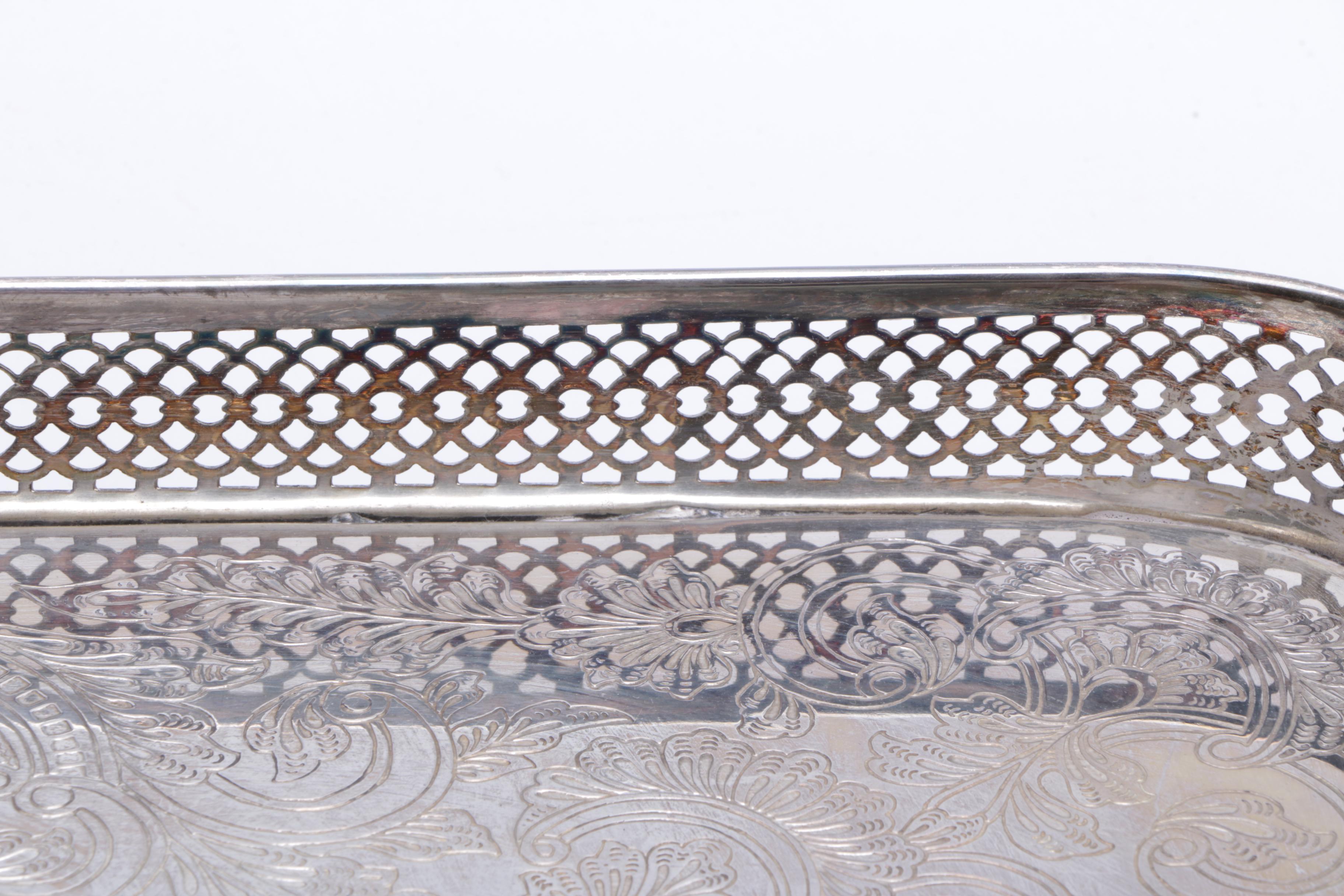 Oneida Round Platter and Other Silver Plate Servingware