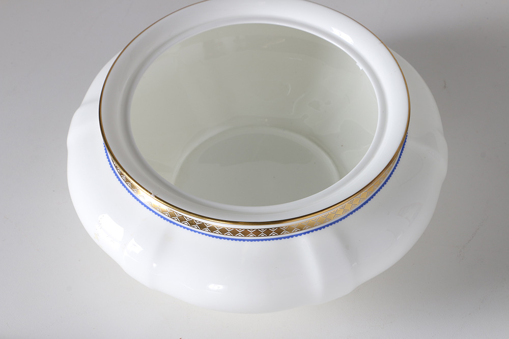 Royal Crown Derby "Carlton Blue" Bone China Vegetable Dish