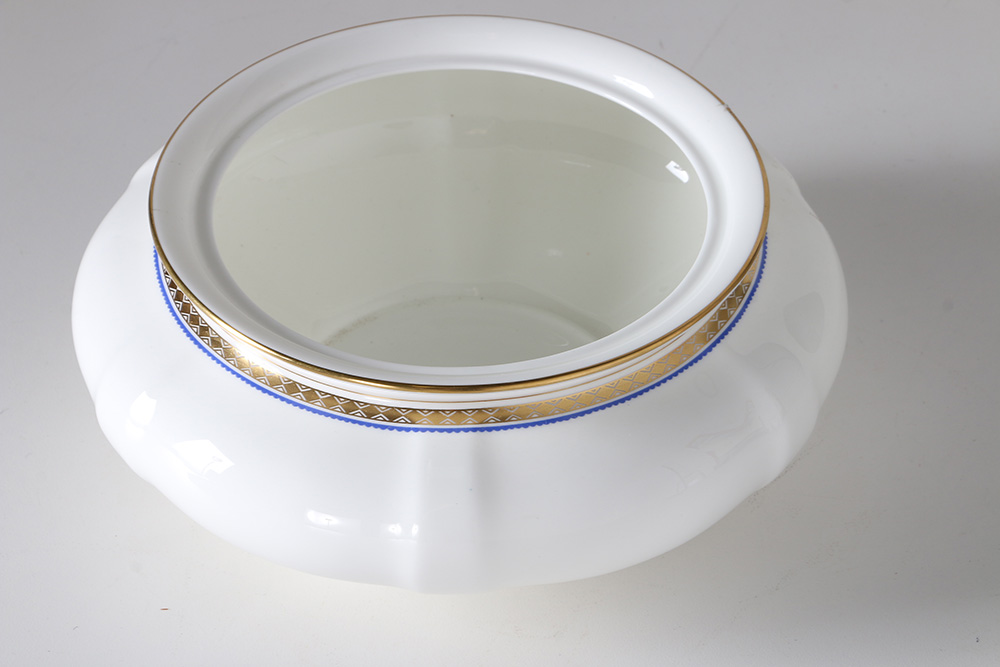 Royal Crown Derby "Carlton Blue" Bone China Vegetable Dish